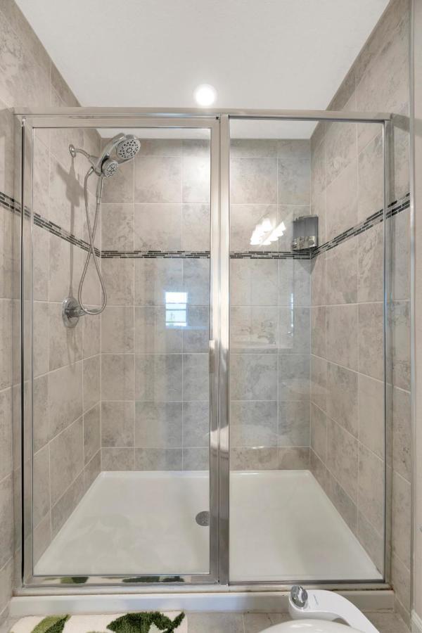 Zenhomes In Heart Of Brandon Convenient Location Экстерьер фото